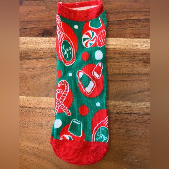 9 Pairs Christmas Elf Socks - Never Worn - Picture 4 of 16